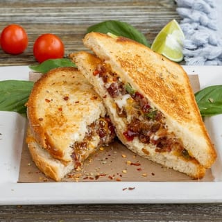 Bacon Jalapeño Popper Grilled Cheese